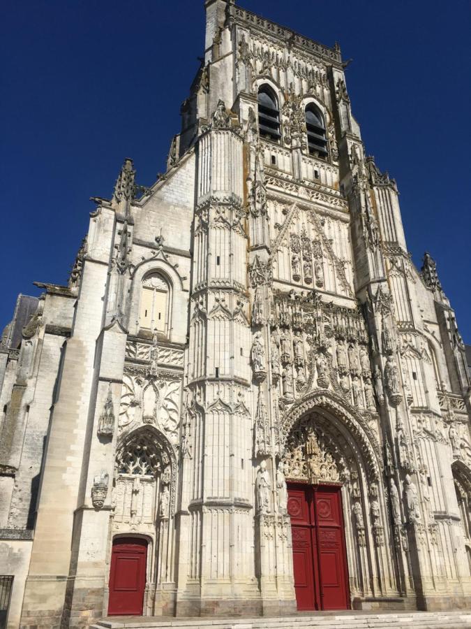 Hotel Jean De Bruges Saint-Riquier Dış mekan fotoğraf